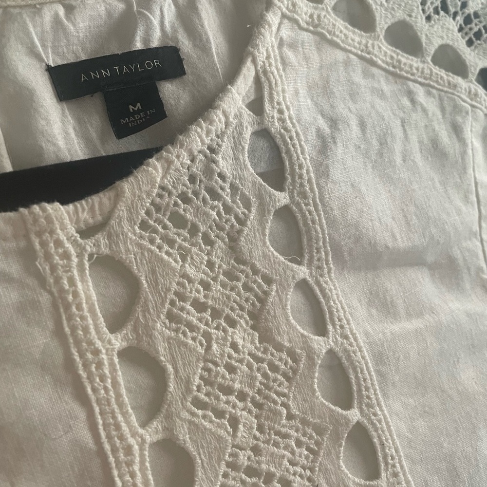 Ann Taylor White 100% linen Crochet Eyelet dress.New without tag. - Picture 2 of 10